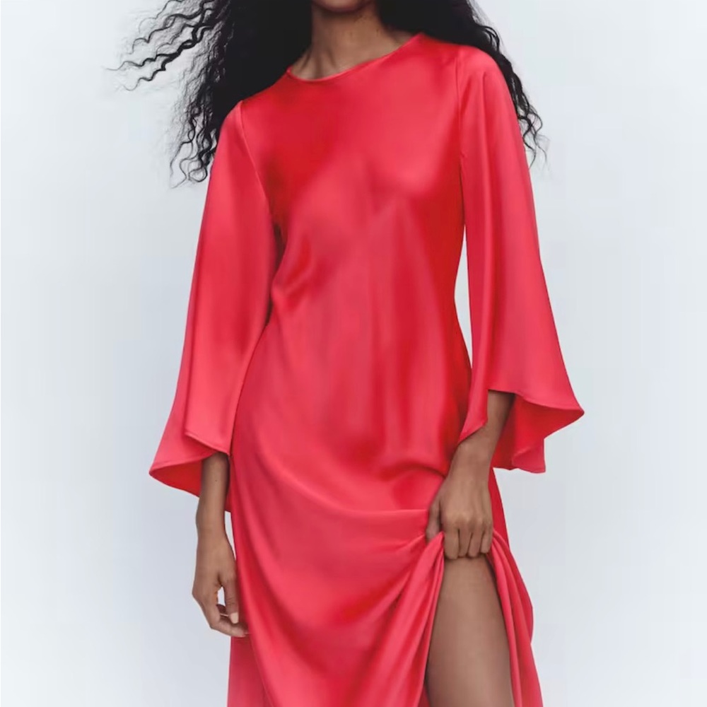 Flared sleeve satin dress